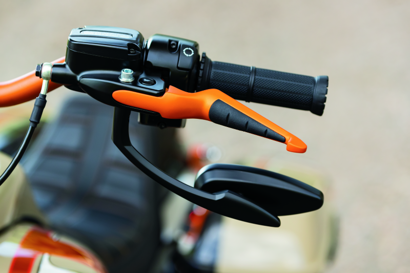 Kuryakyn ISO Levers 17-20 HD Touring  Black